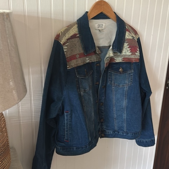 Like New! Frye & Co. Southwestern Aztec Blue Denim Jacket sz 3X - Picture 6 of 17